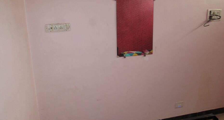 Sai Ganesh Guest House, Shirdi 2